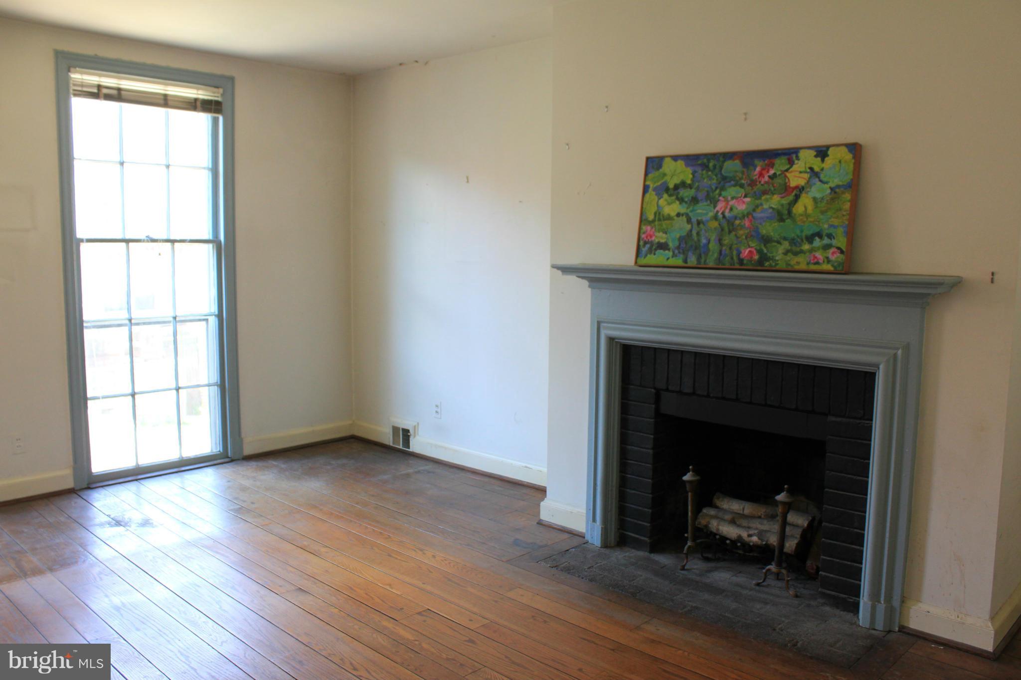 YATES GARDENS - Residential