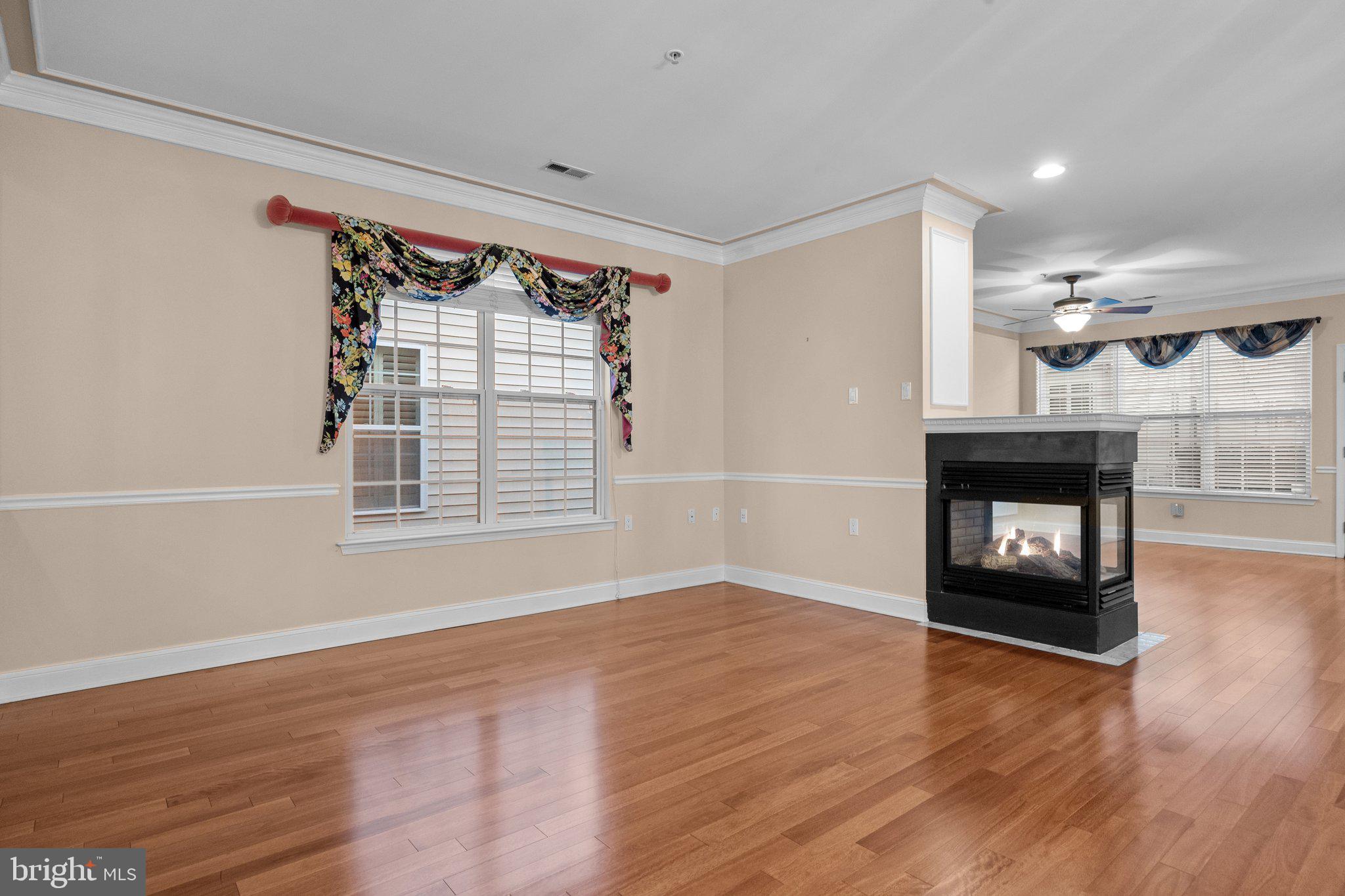 HERITAGE CR ESTS - Residential