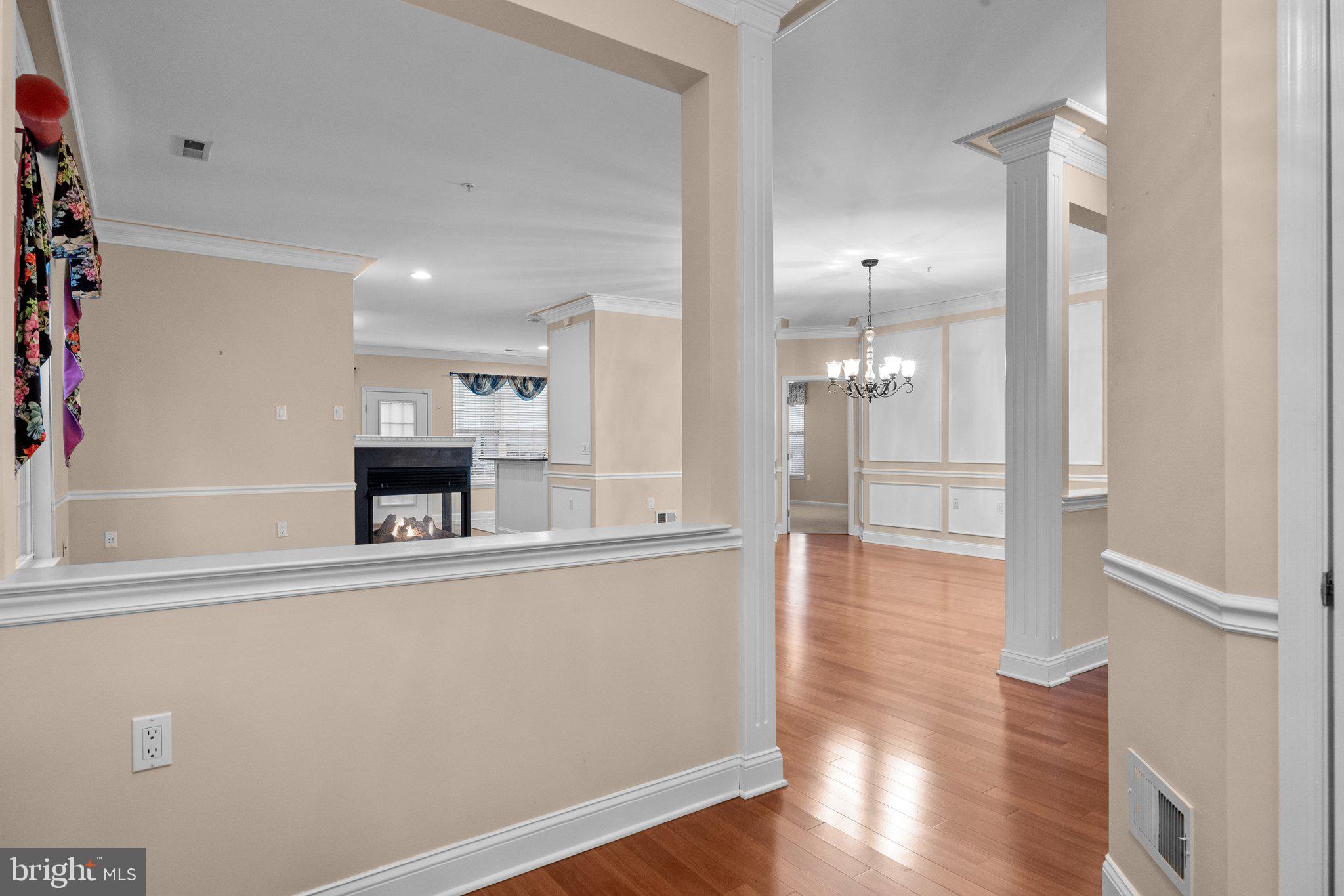 HERITAGE CR ESTS - Residential