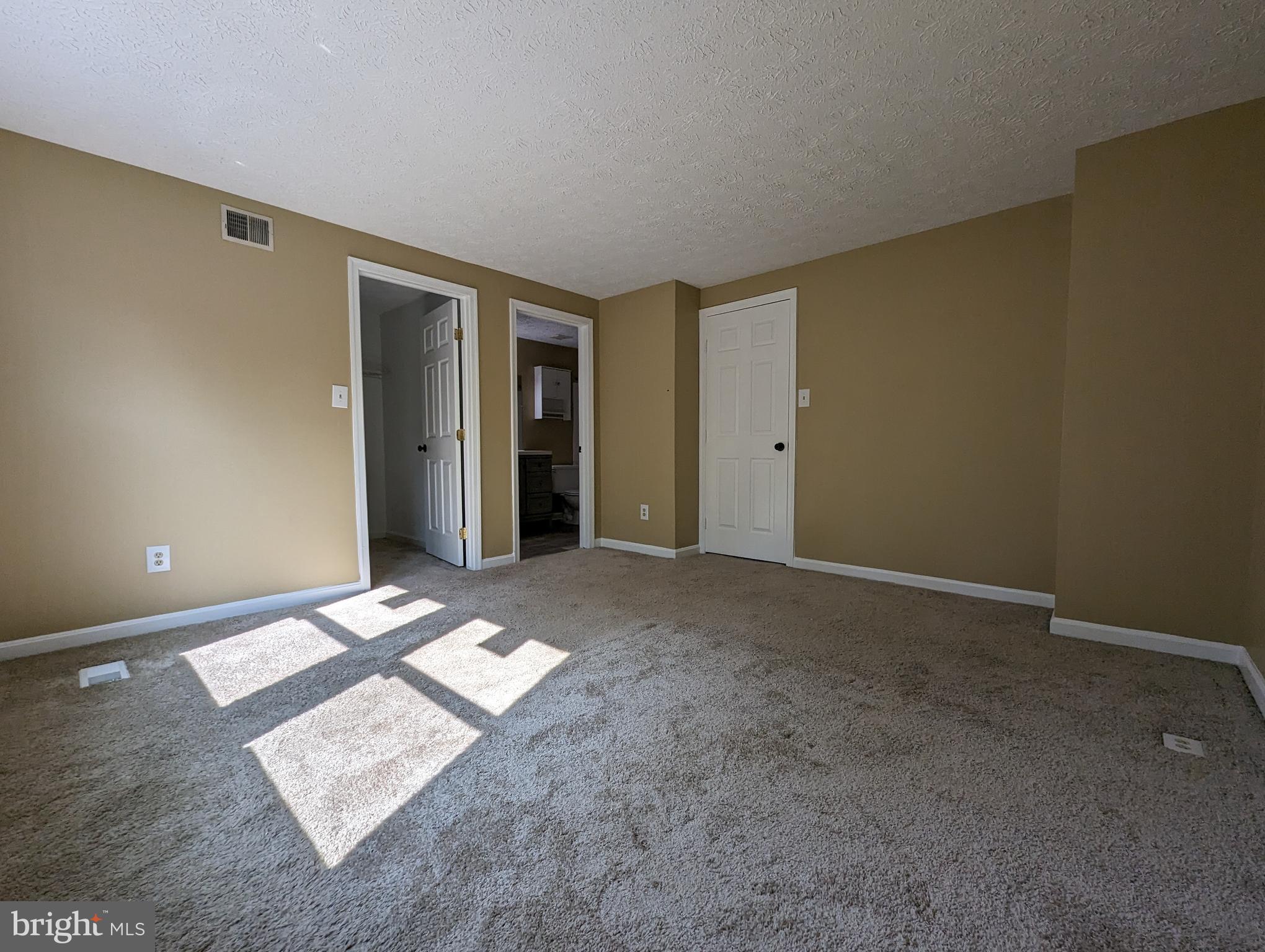 CHESTNUT HILL COVE - Residential