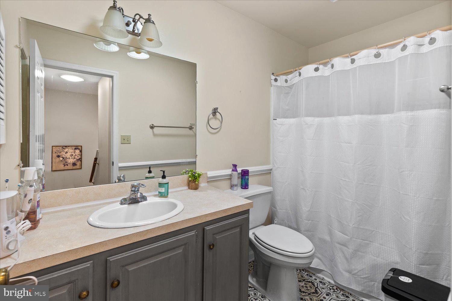 ASHLEA VILLAGE - Residential