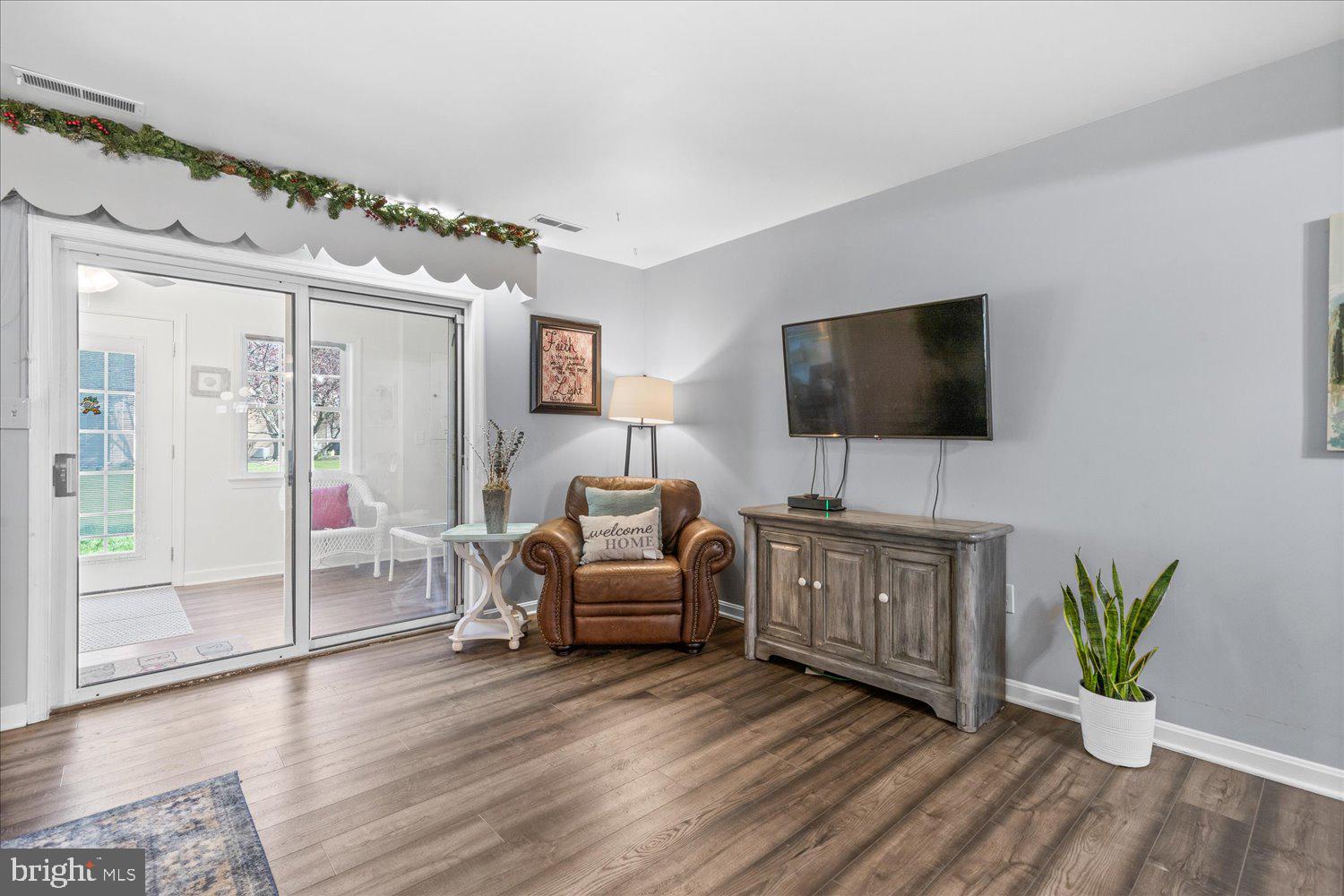 ASHLEA VILLAGE - Residential