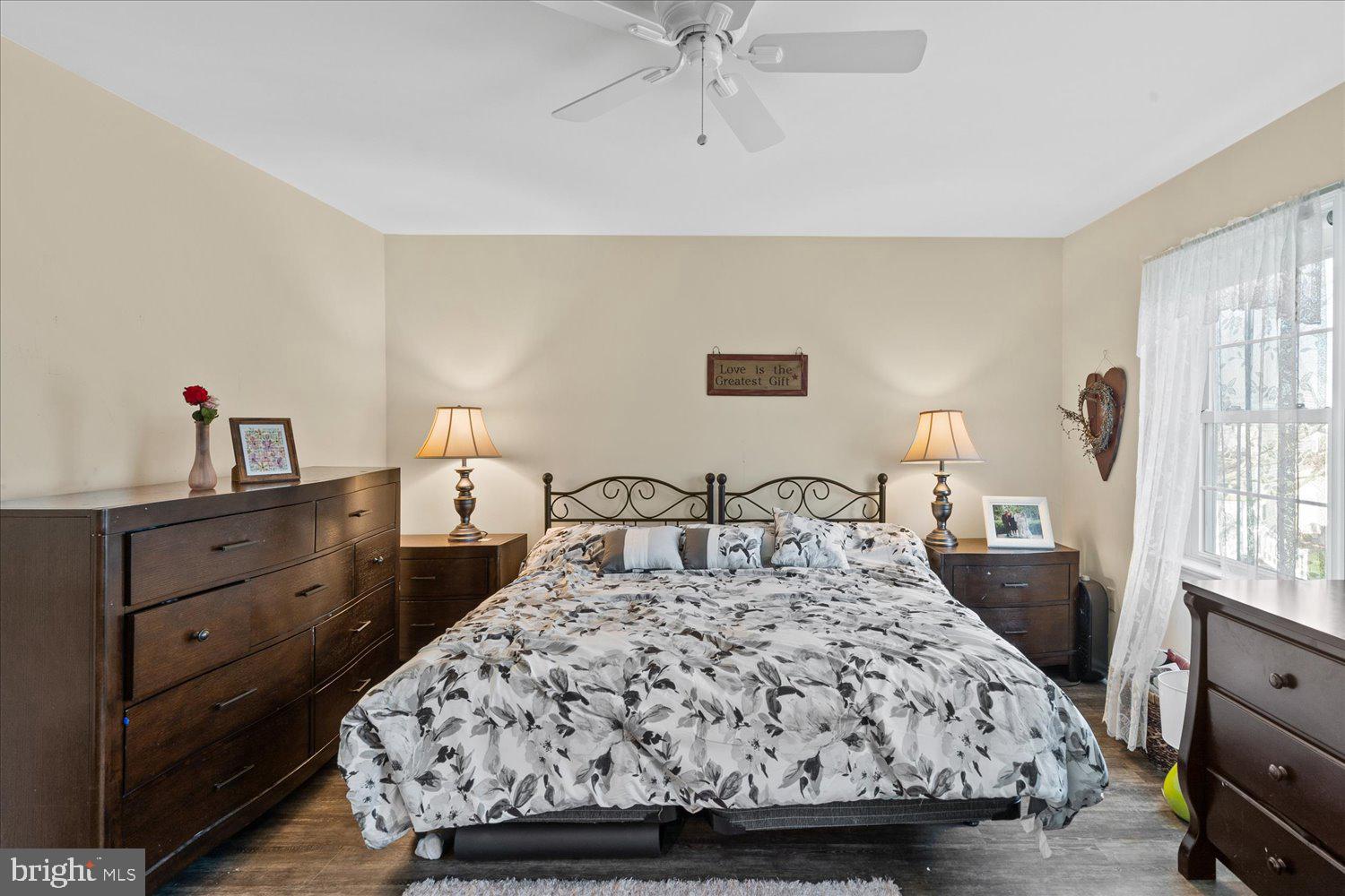 ASHLEA VILLAGE - Residential