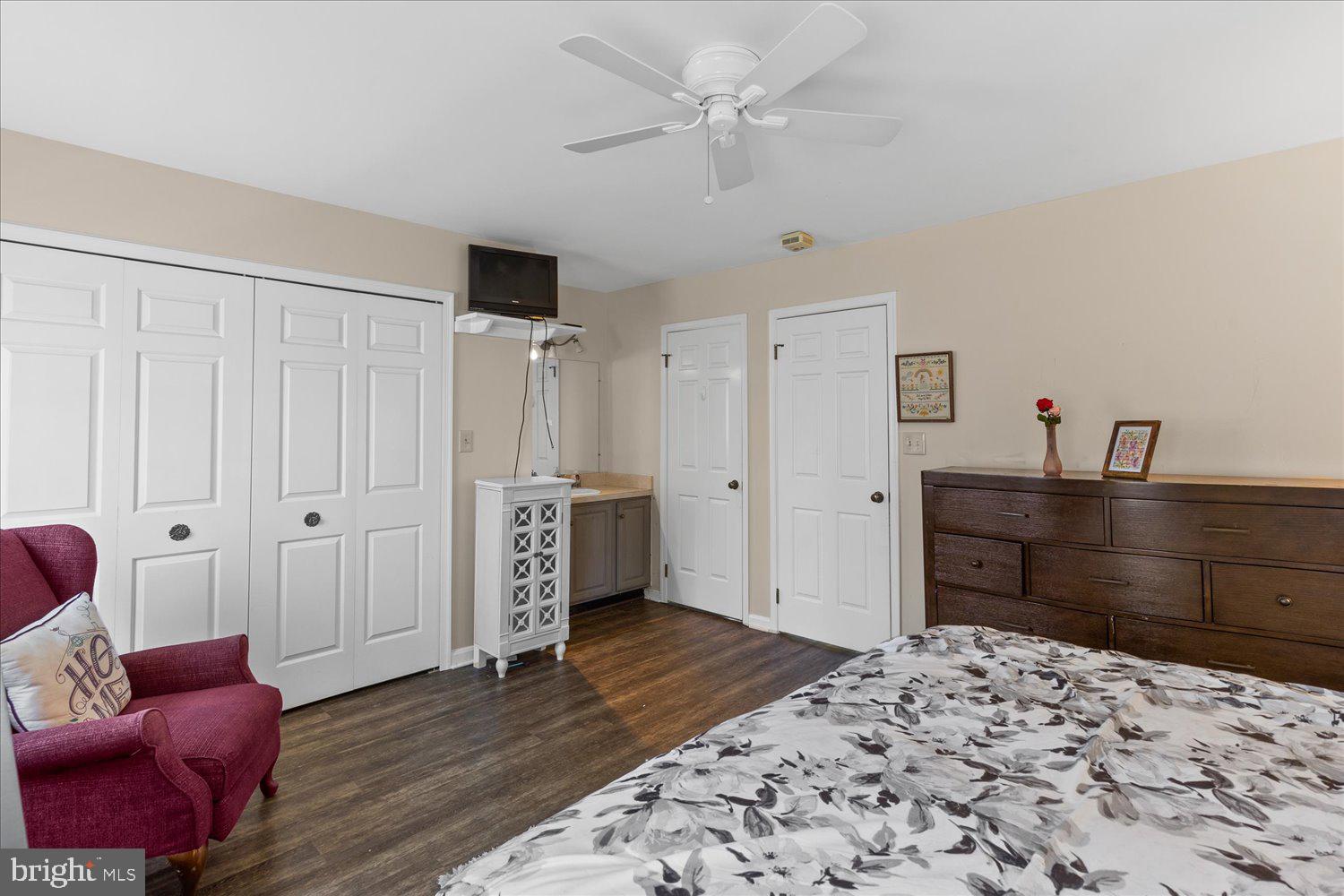 ASHLEA VILLAGE - Residential