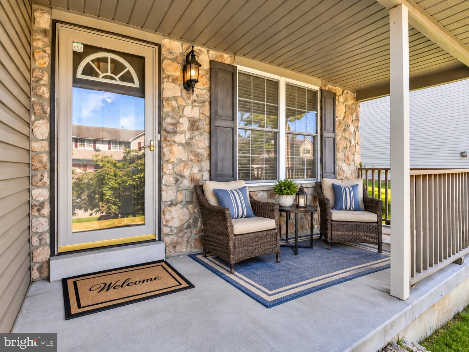 222 BAINBRIDGE CIRCLE
