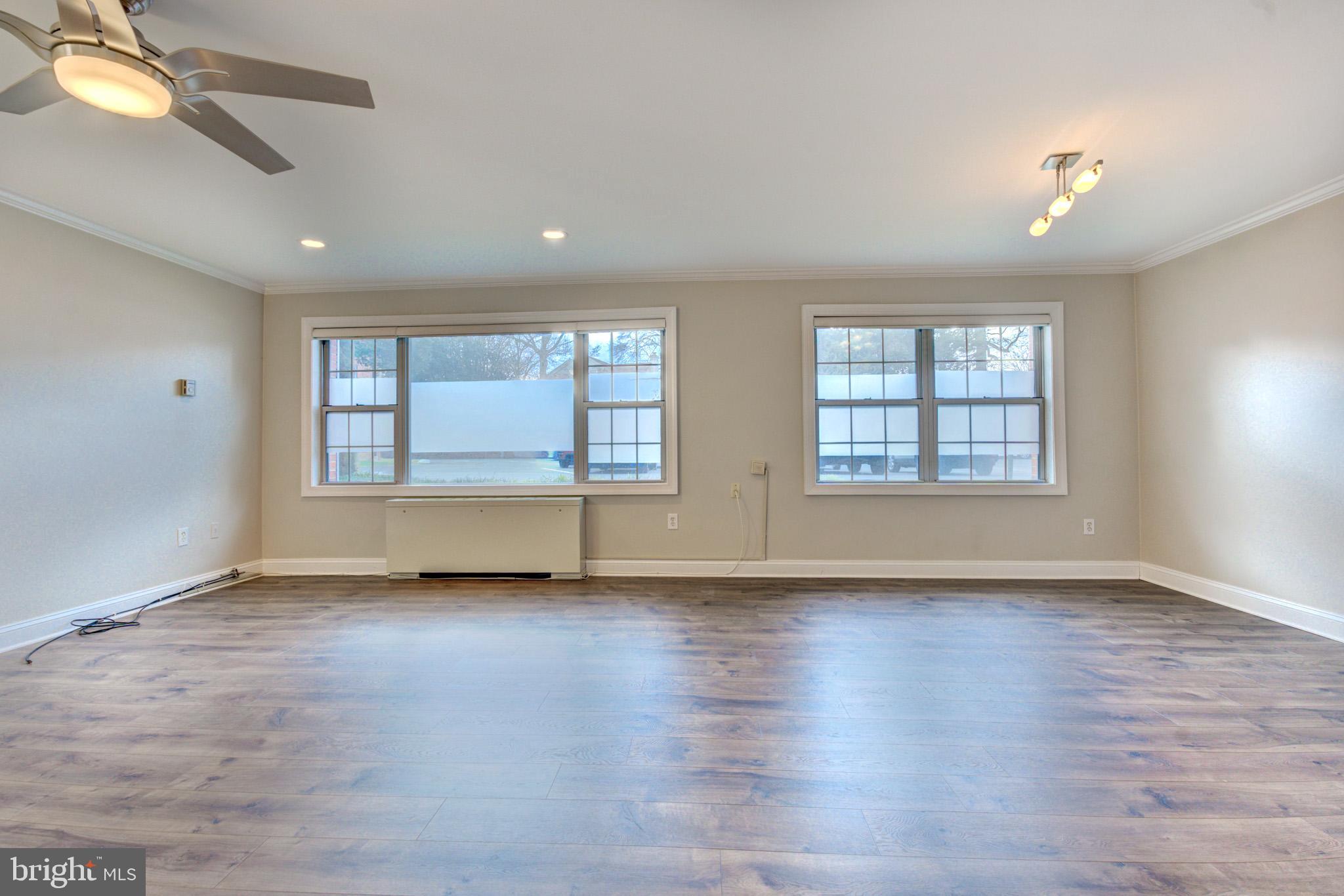 KENWOOD PLACE - Residential