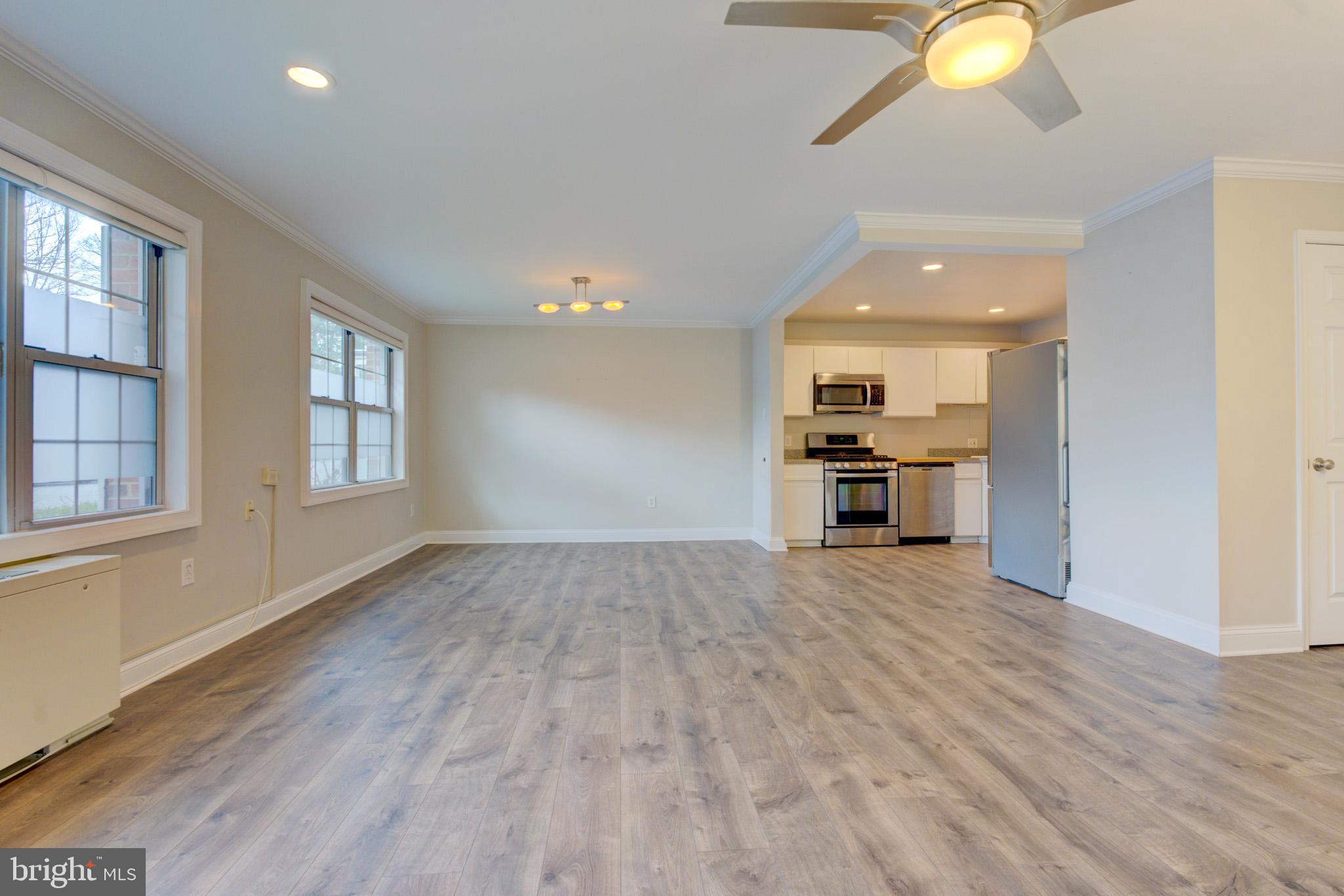 KENWOOD PLACE - Residential