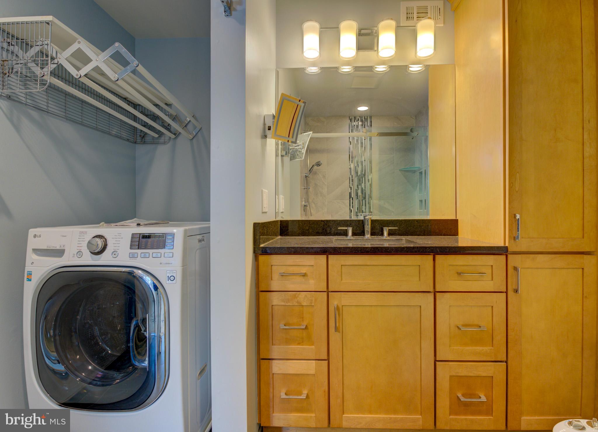 KENWOOD PLACE - Residential