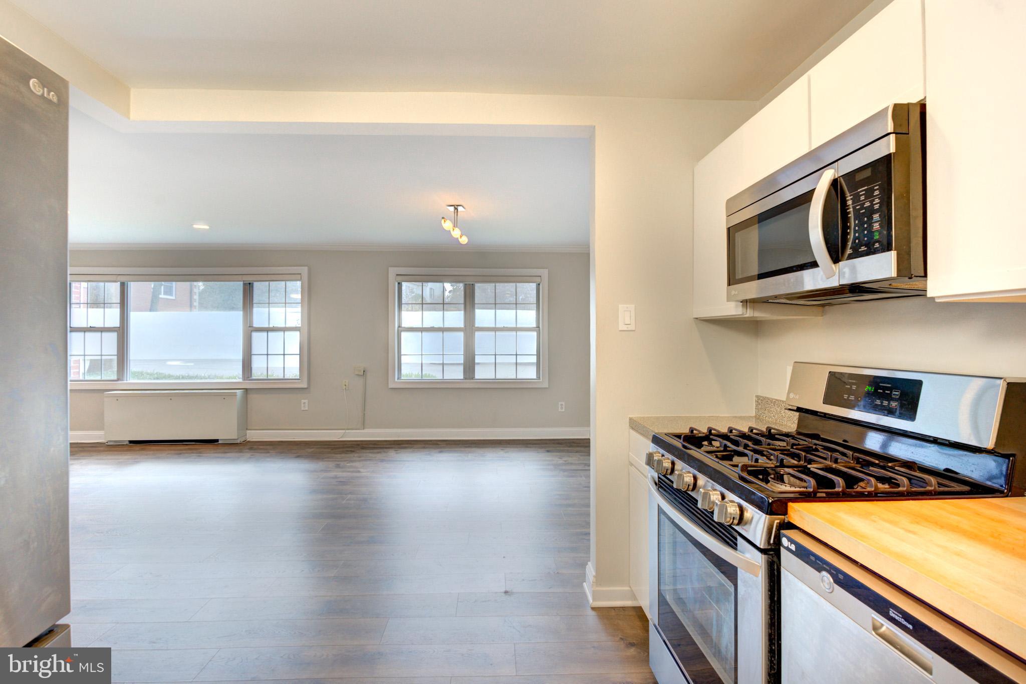 KENWOOD PLACE - Residential