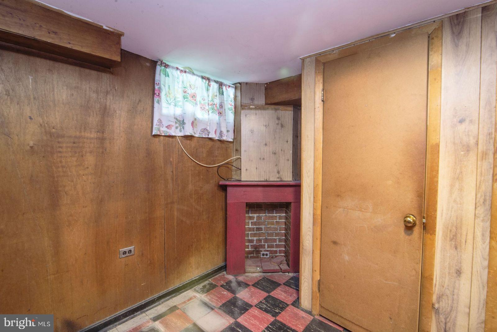 JEFFERSON HOMES - Residential