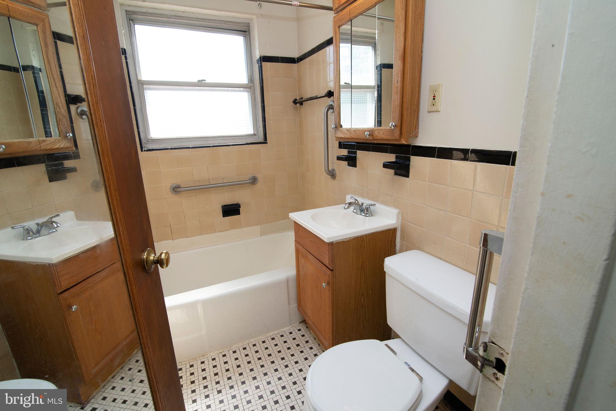 JEFFERSON HOMES - Residential