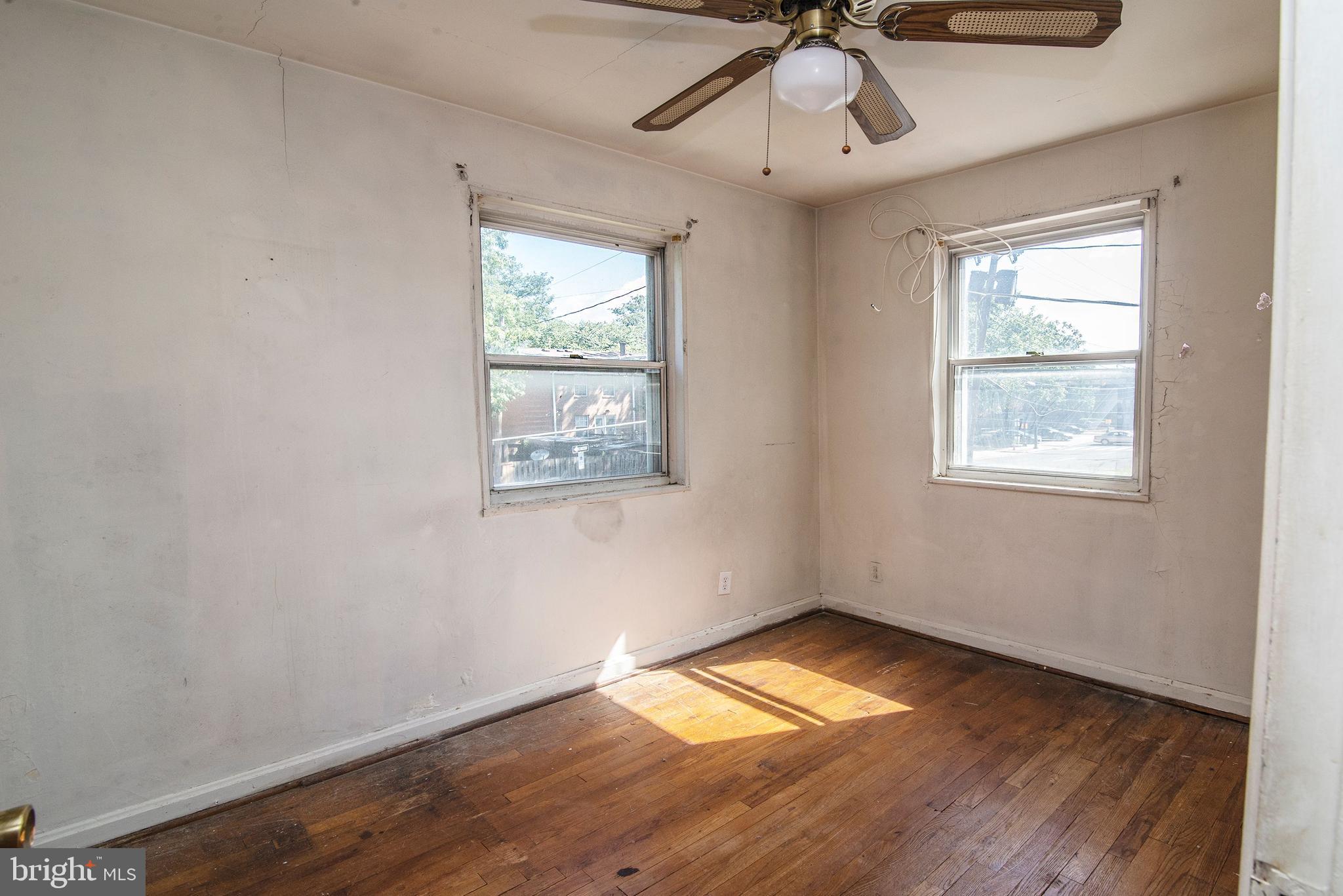 JEFFERSON HOMES - Residential