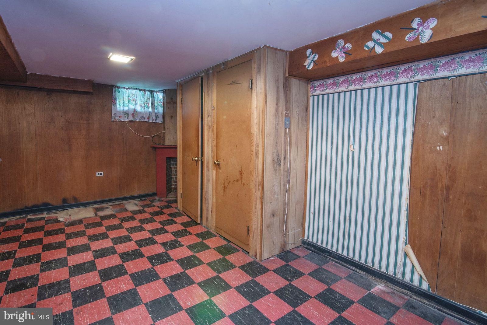 JEFFERSON HOMES - Residential