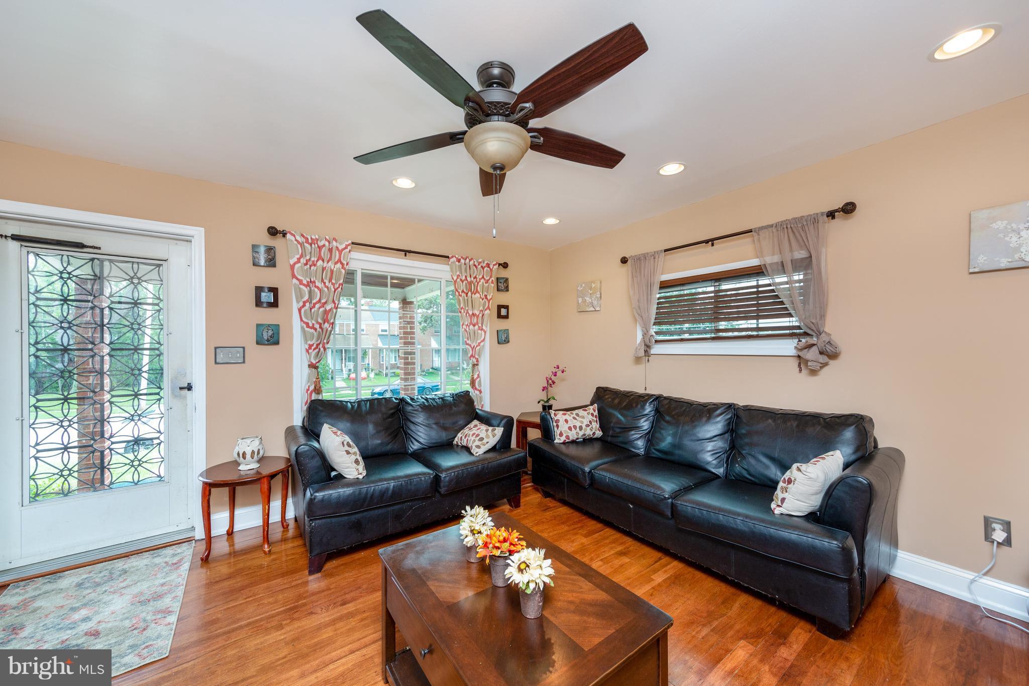 CHARLESMONT - Residential