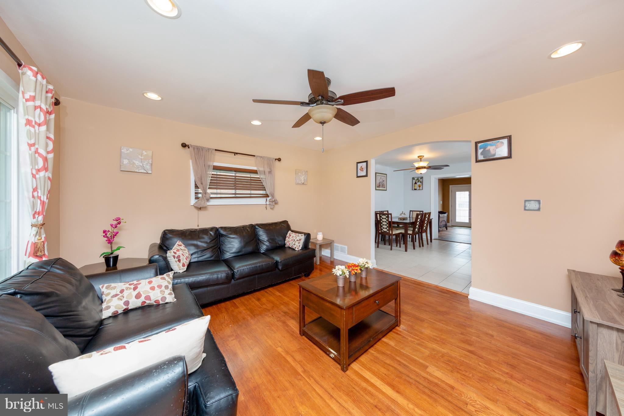 CHARLESMONT - Residential