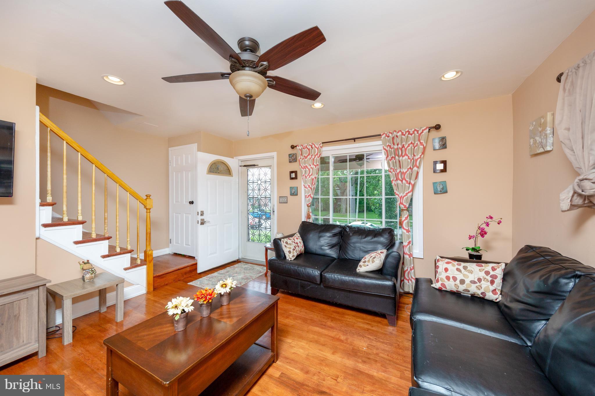 CHARLESMONT - Residential