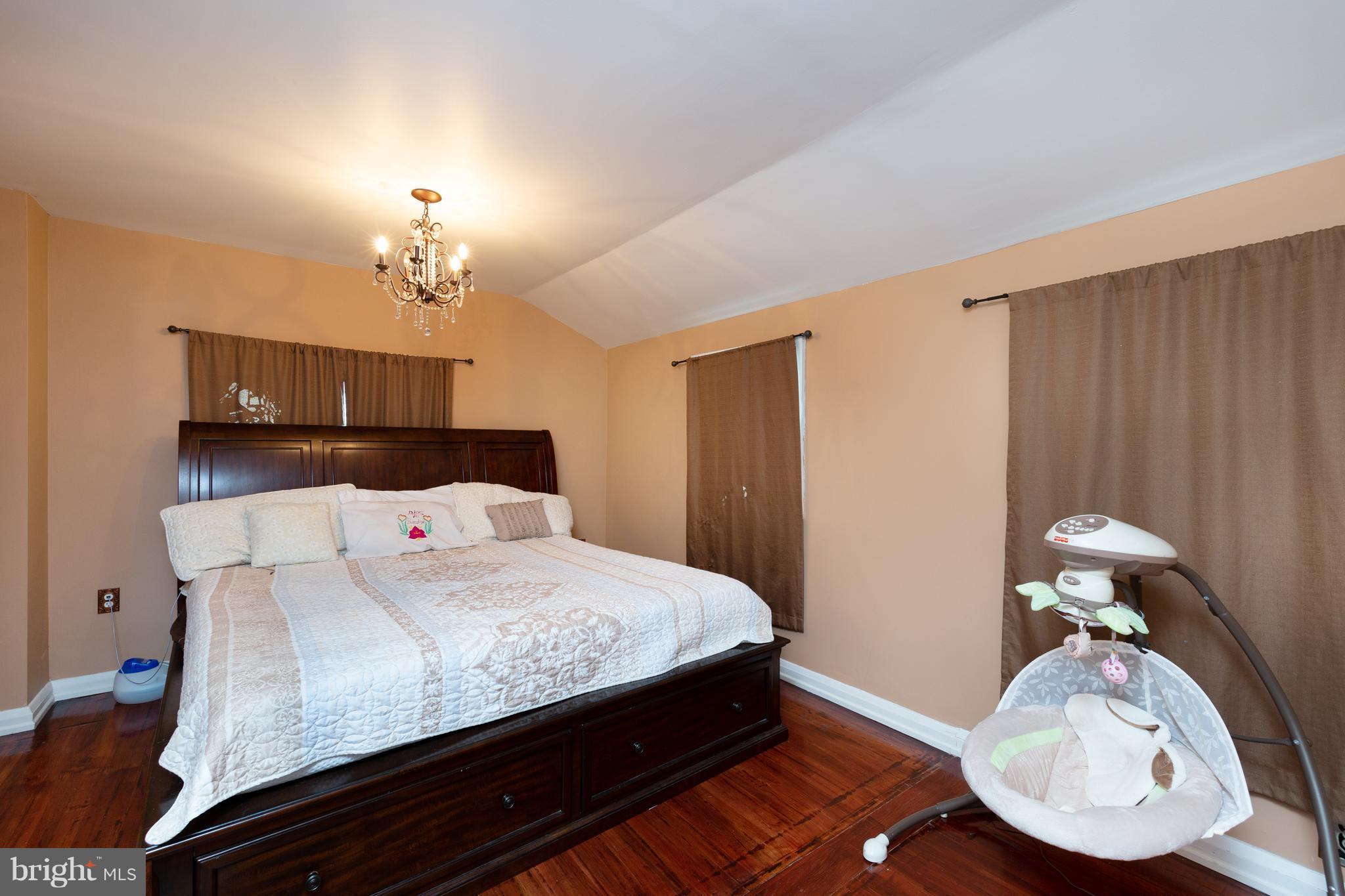 CHARLESMONT - Residential