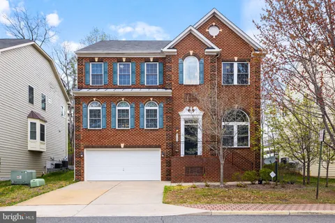 8106 Angelo Way, Annandale, VA MLS: VAFX2230892