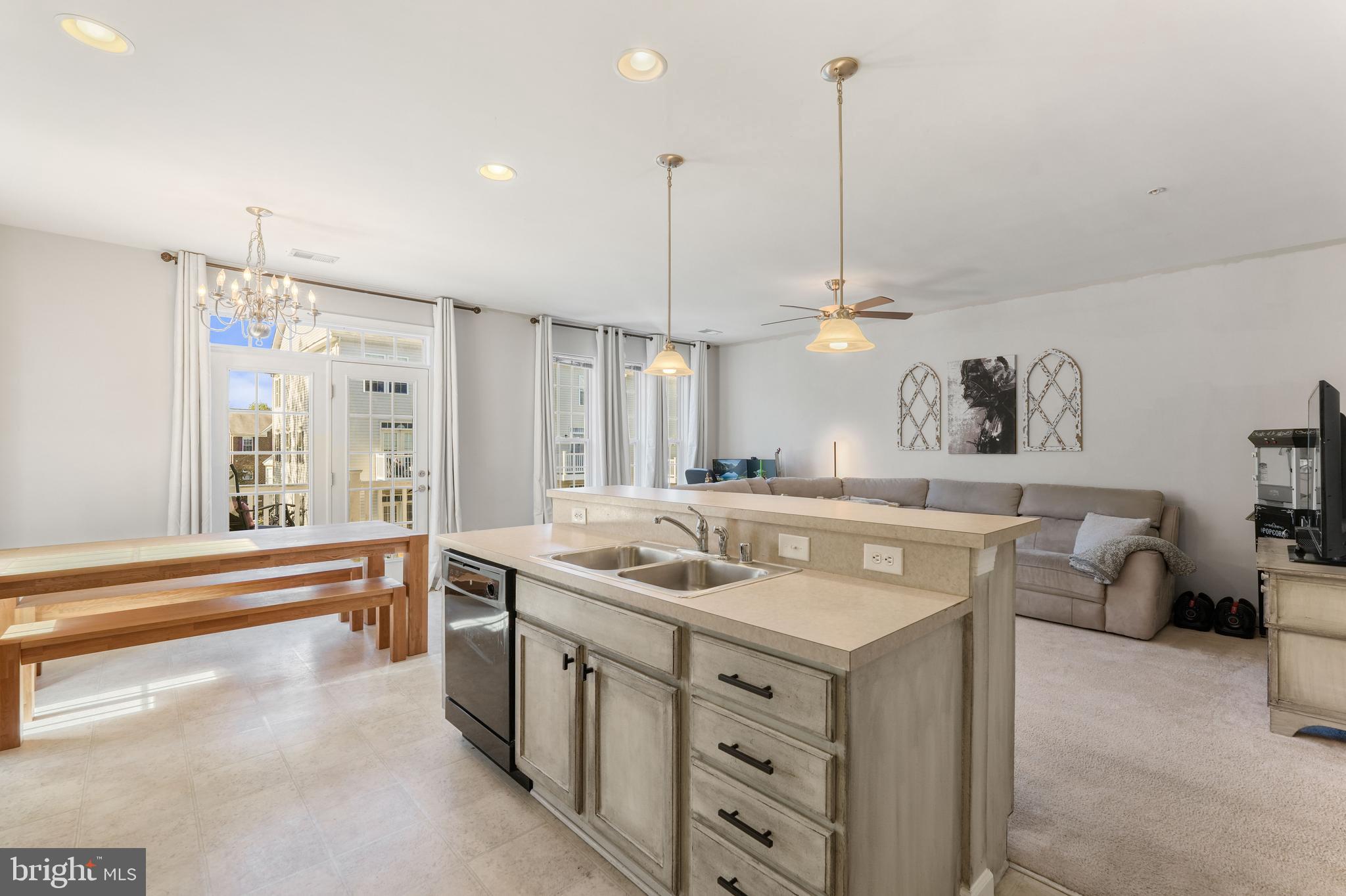 RICHFIELD STATION VILLAGE - Residential