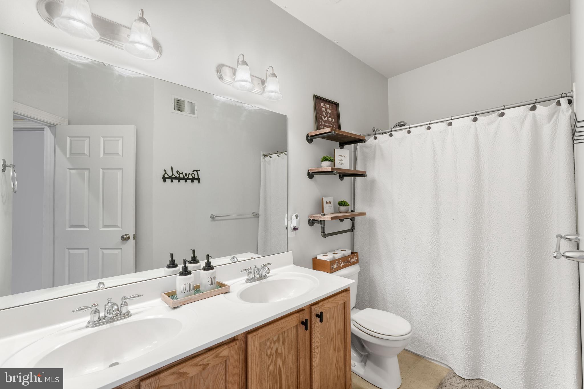 RICHFIELD STATION VILLAGE - Residential