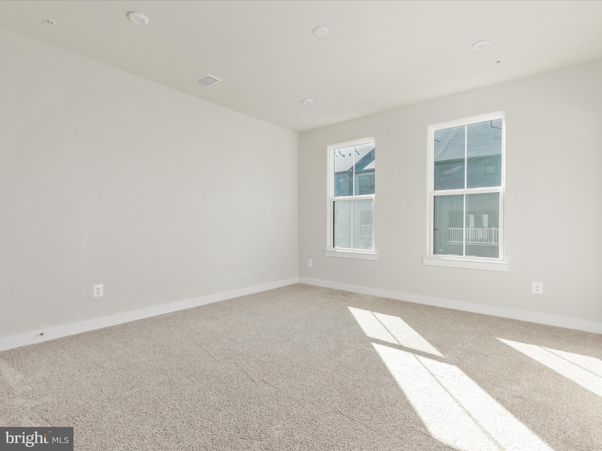 ELLIPSE AT WESTFIELDS - Residential Lease