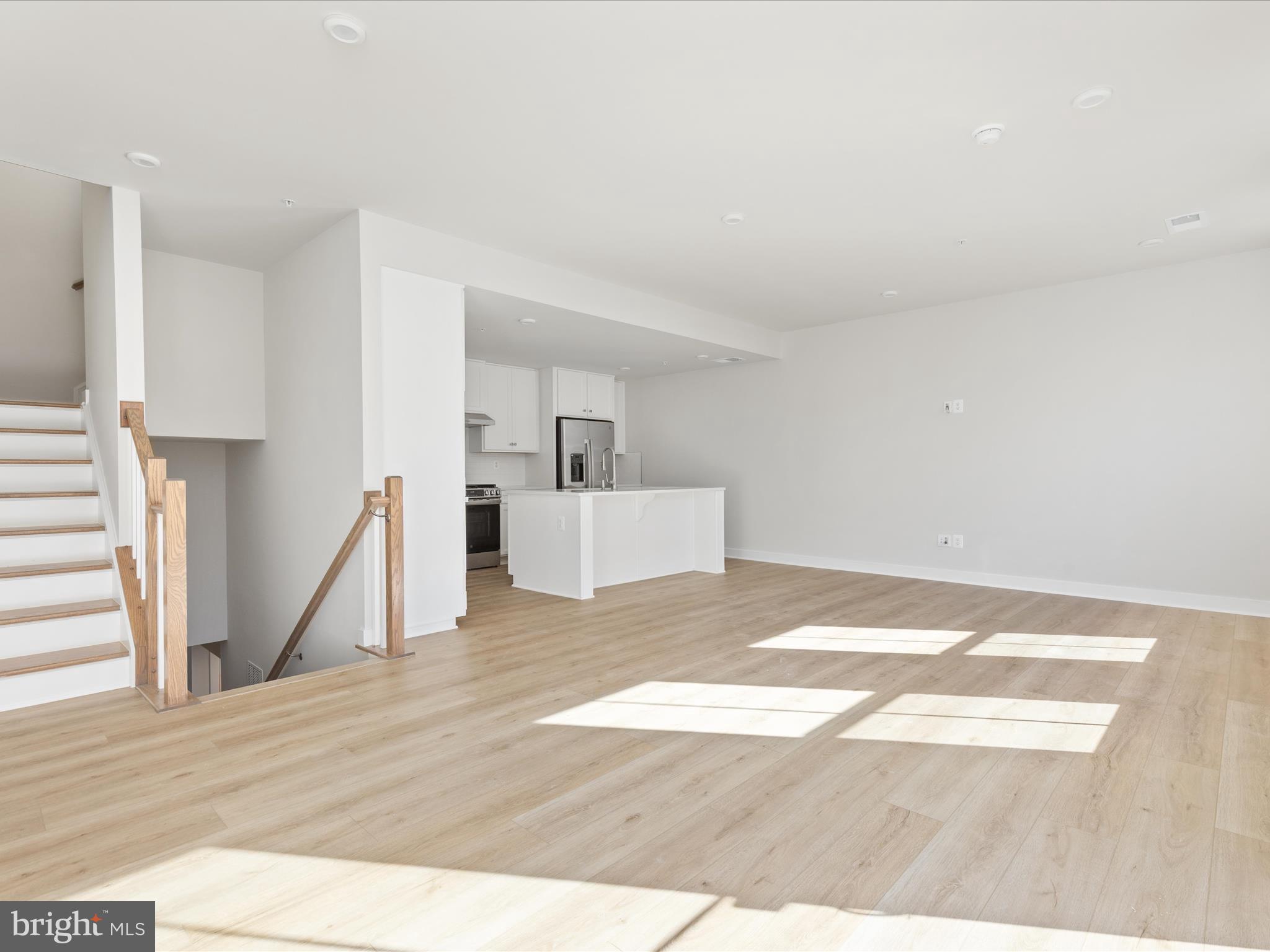 ELLIPSE AT WESTFIELDS - Residential Lease