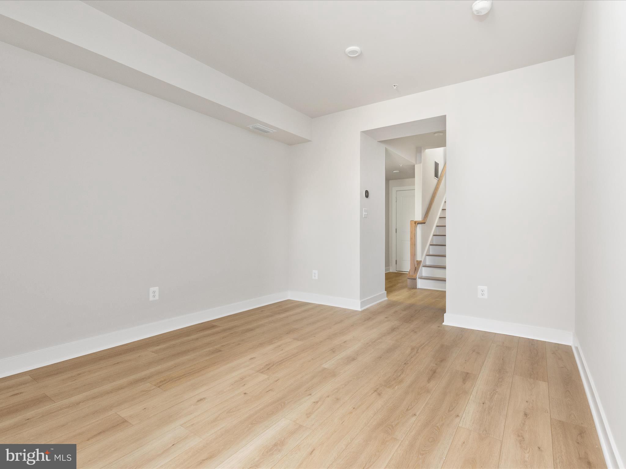 ELLIPSE AT WESTFIELDS - Residential Lease