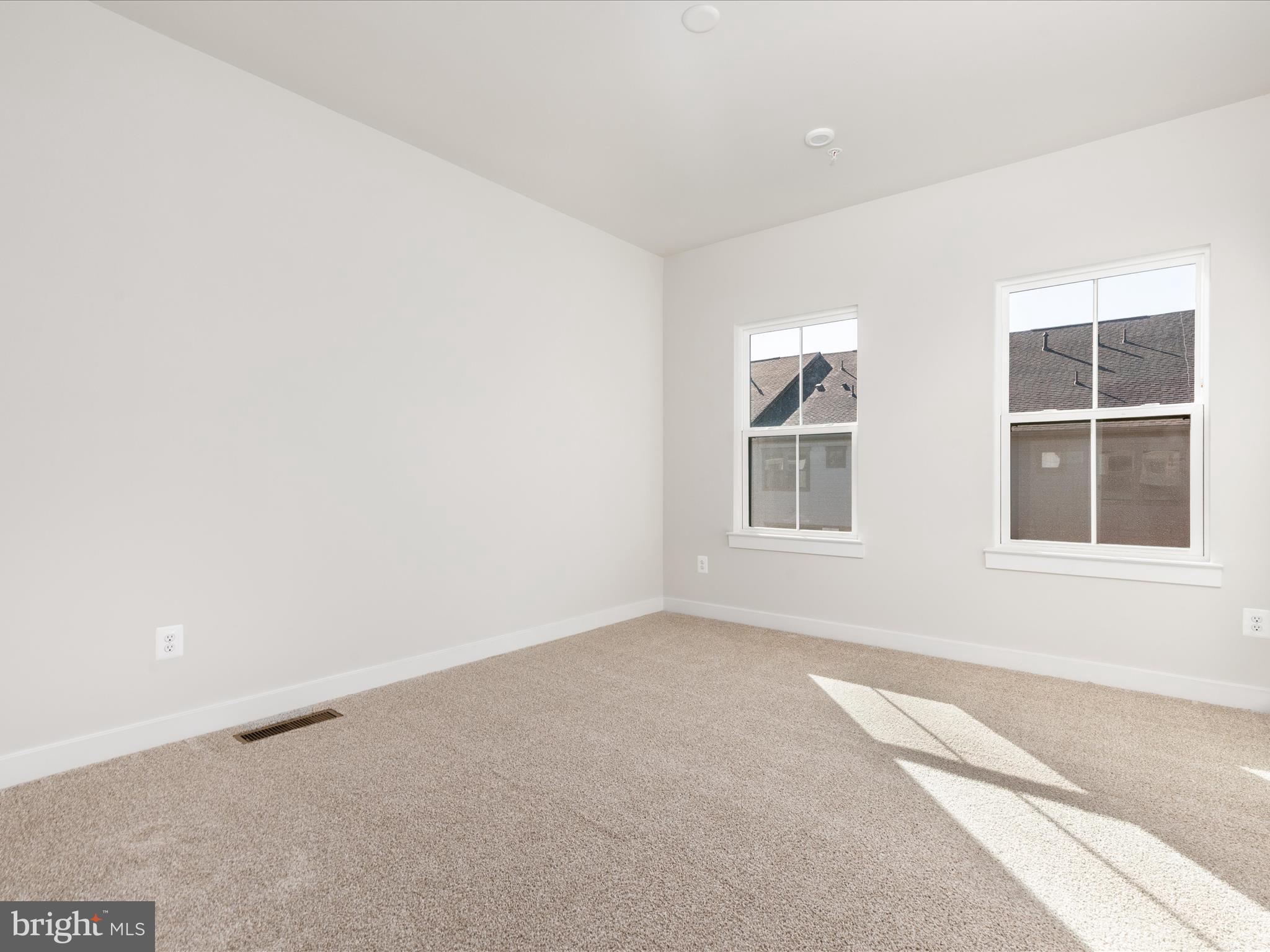 ELLIPSE AT WESTFIELDS - Residential Lease