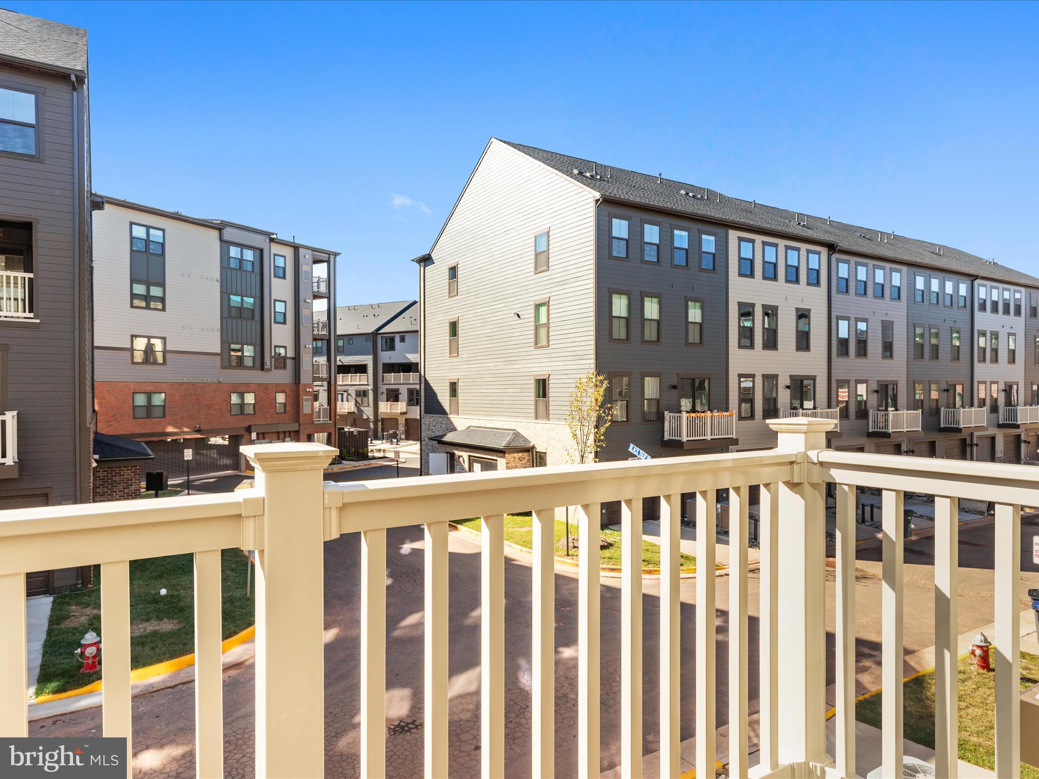 ELLIPSE AT WESTFIELDS - Residential Lease