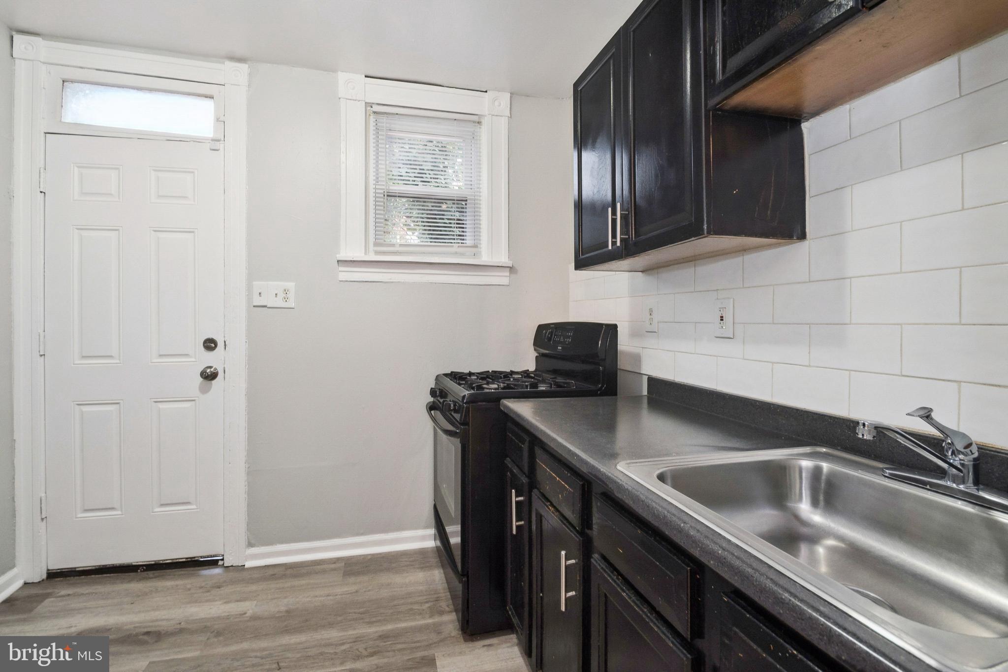 BALTIMORE HIGHLANDS - Residential