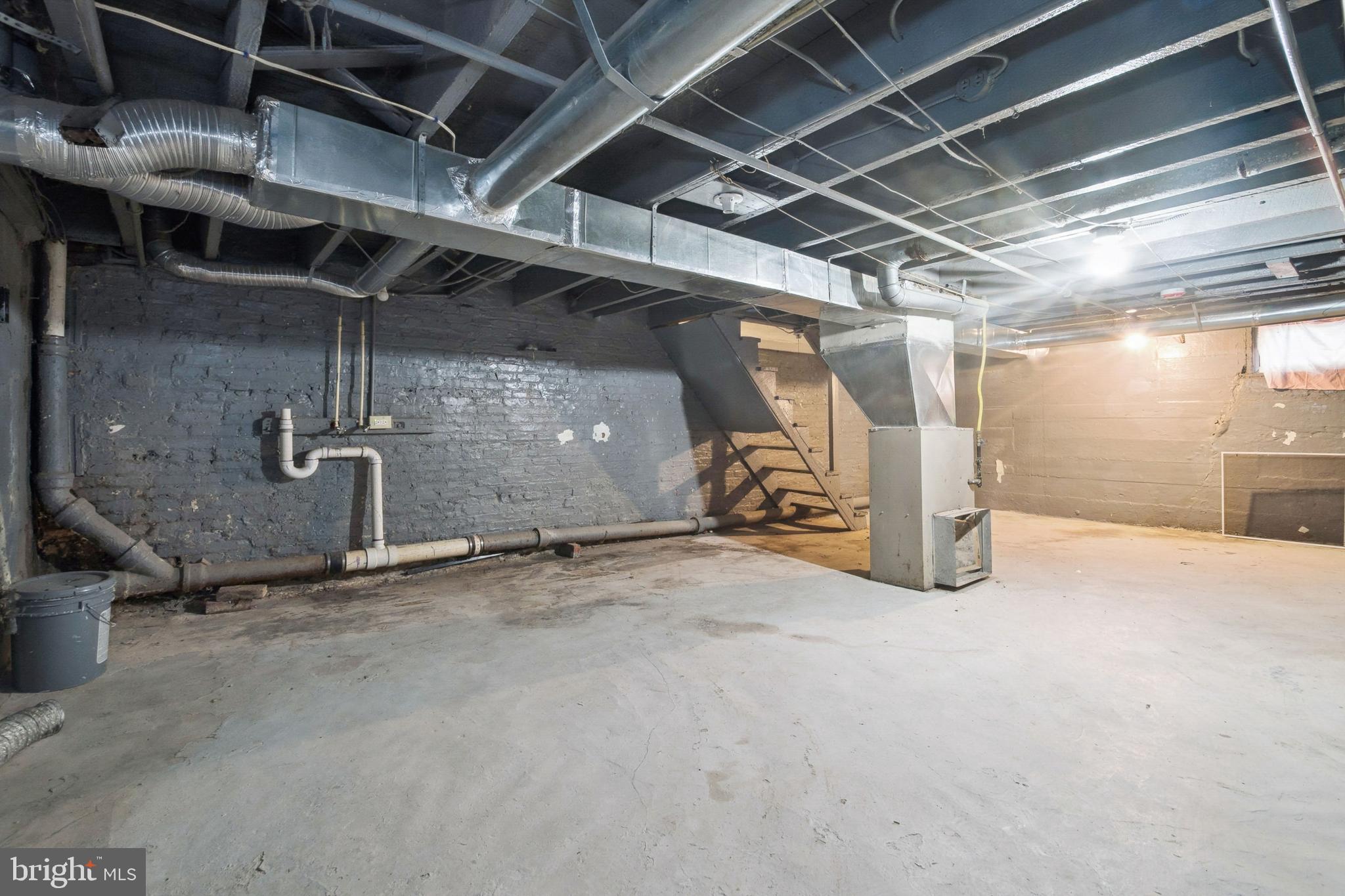 BALTIMORE HIGHLANDS - Residential