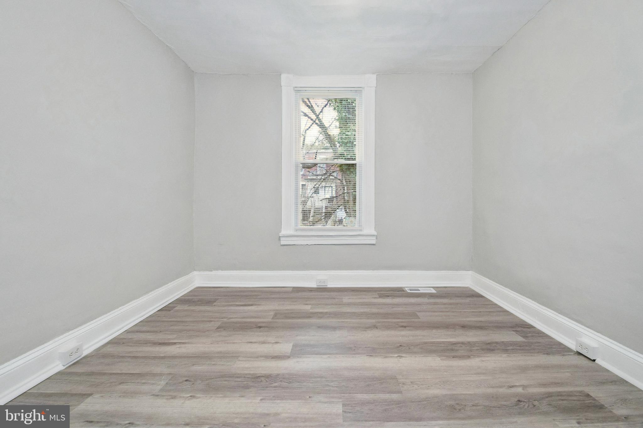 BALTIMORE HIGHLANDS - Residential