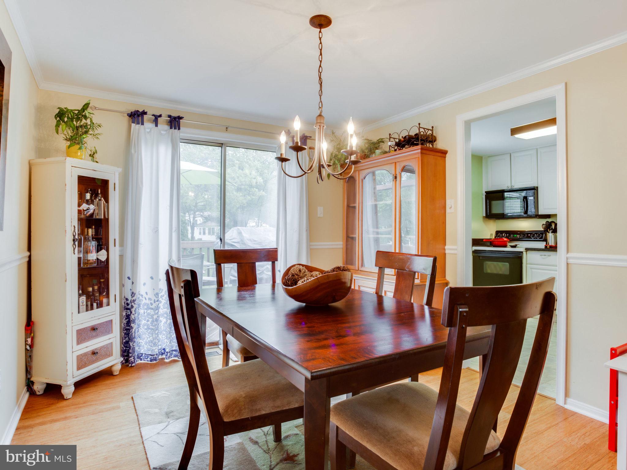 FOX MILL ESTATES - Residential Lease