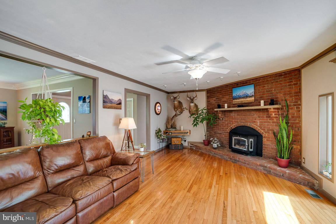 LAKE OCCOQUAN - Residential