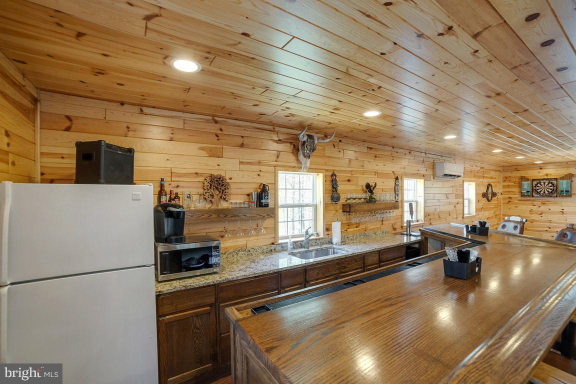 LAKE OCCOQUAN - Residential