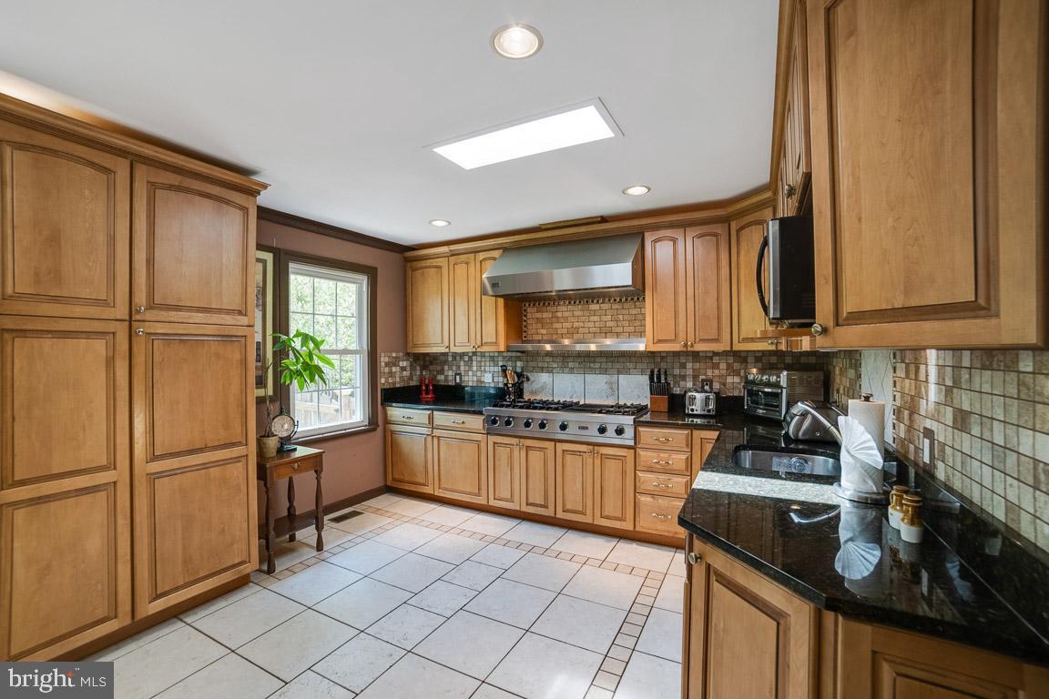 LAKE OCCOQUAN - Residential