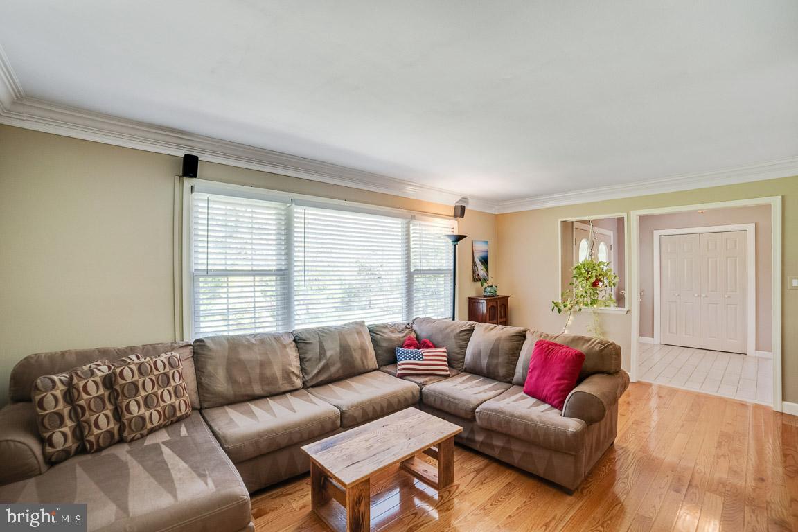 LAKE OCCOQUAN - Residential