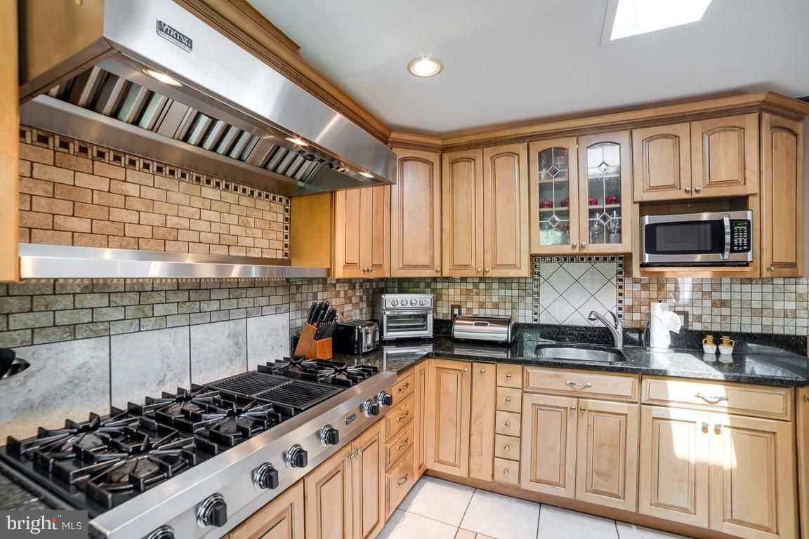 LAKE OCCOQUAN - Residential