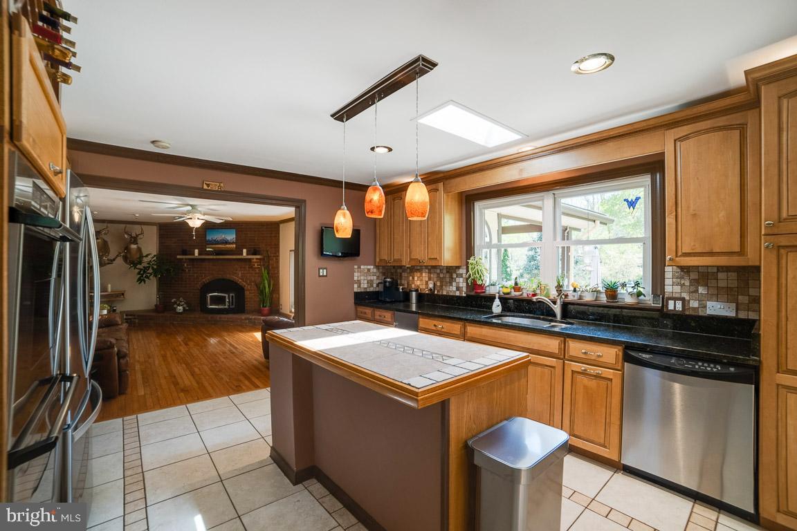 LAKE OCCOQUAN - Residential