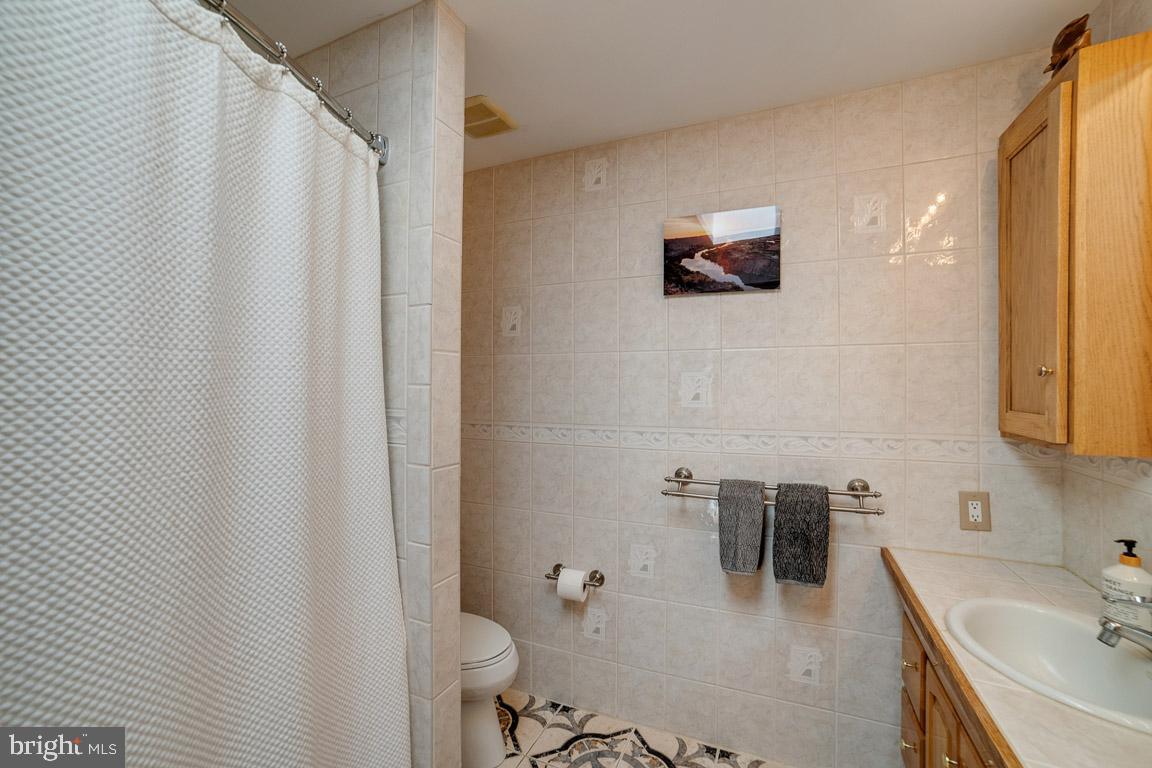 LAKE OCCOQUAN - Residential