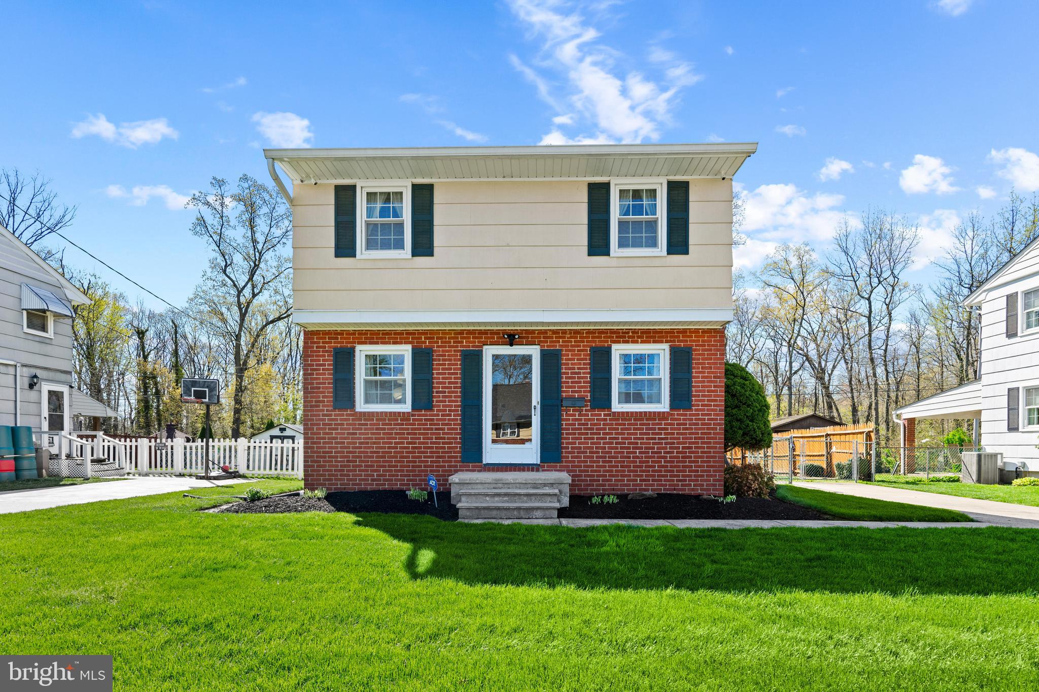 MARLYSHIRE - Residential