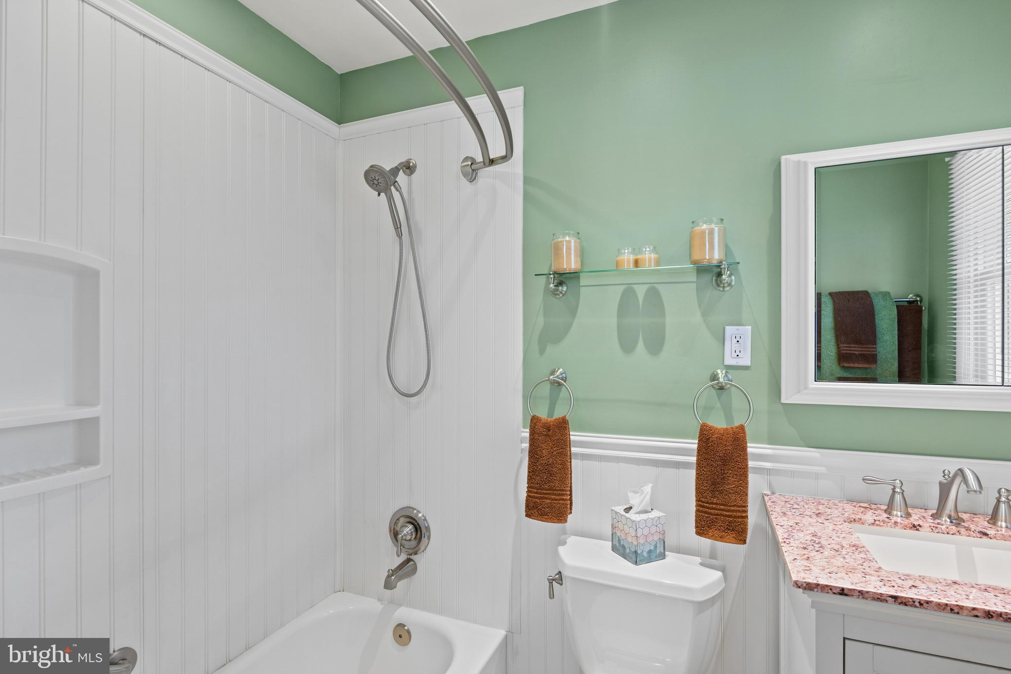 MARLYSHIRE - Residential