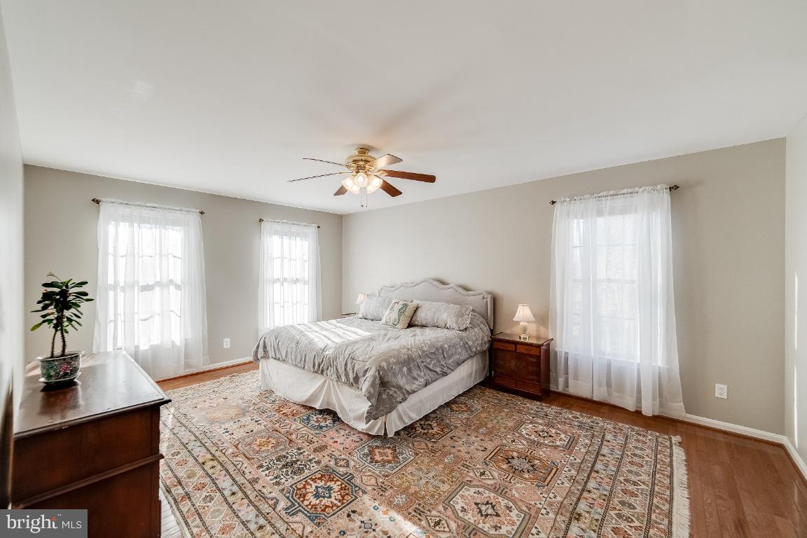 HAMPTON OAKS - Residential