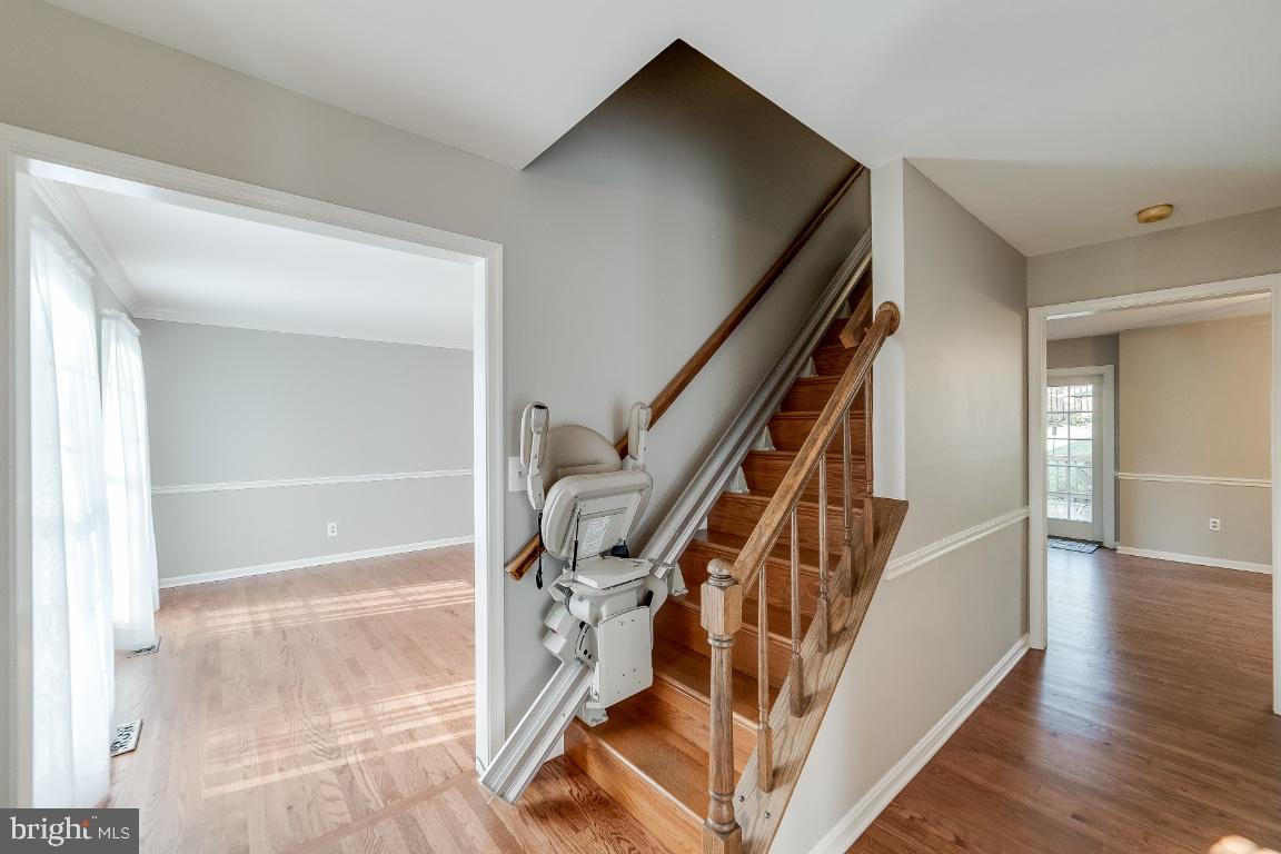 HAMPTON OAKS - Residential