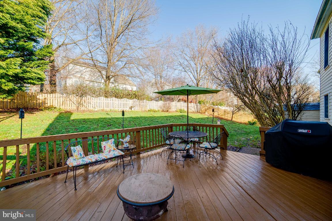 HAMPTON OAKS - Residential