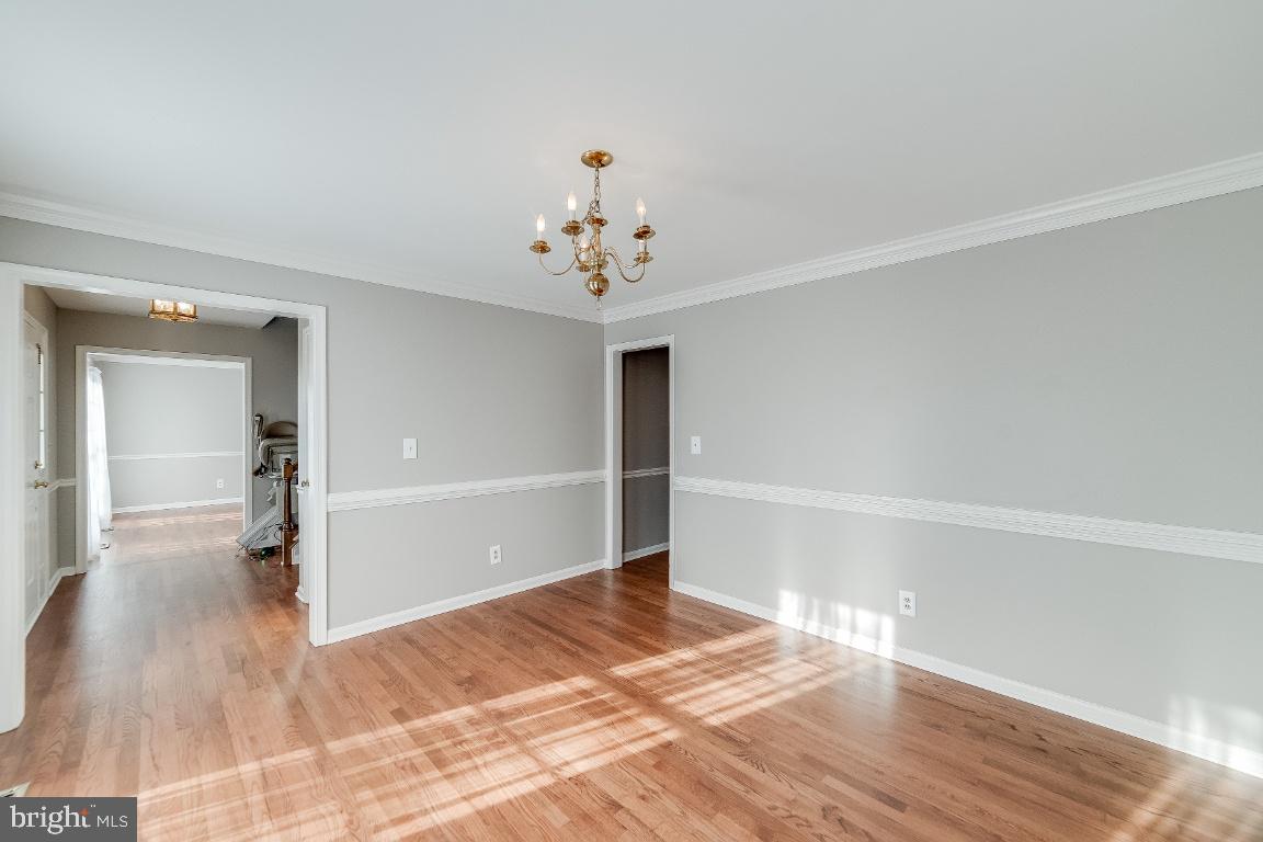 HAMPTON OAKS - Residential