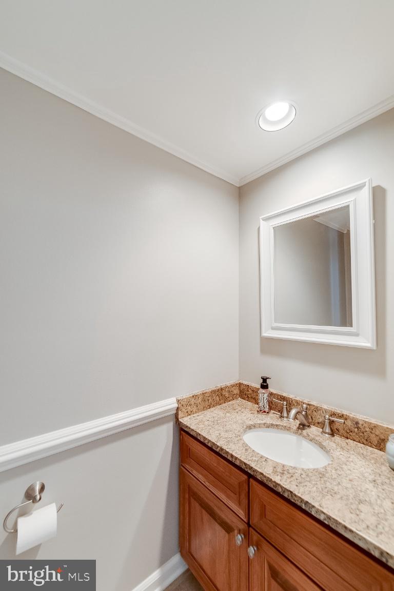 HAMPTON OAKS - Residential