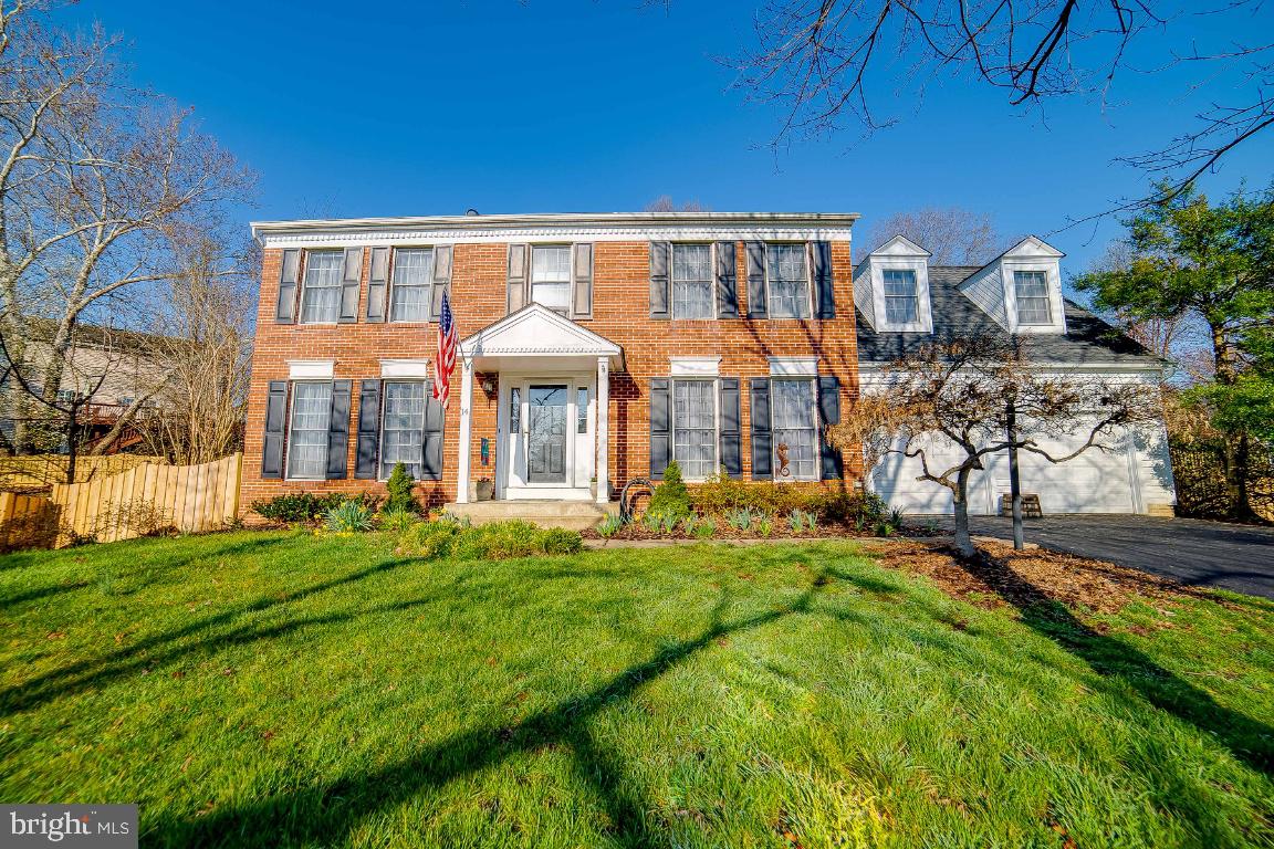 HAMPTON OAKS - Residential