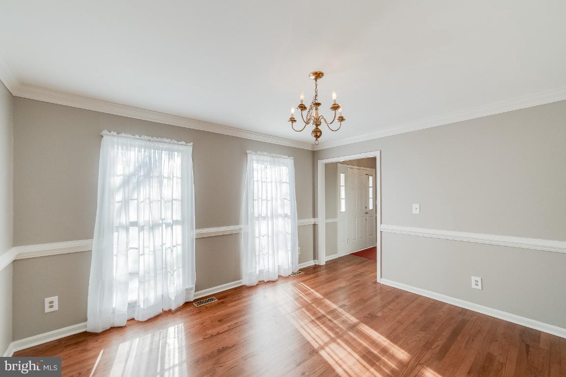 HAMPTON OAKS - Residential