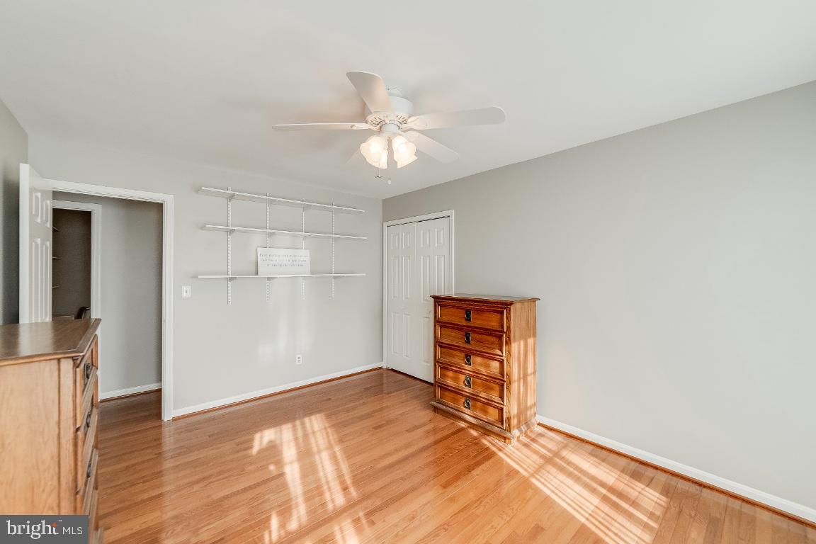HAMPTON OAKS - Residential
